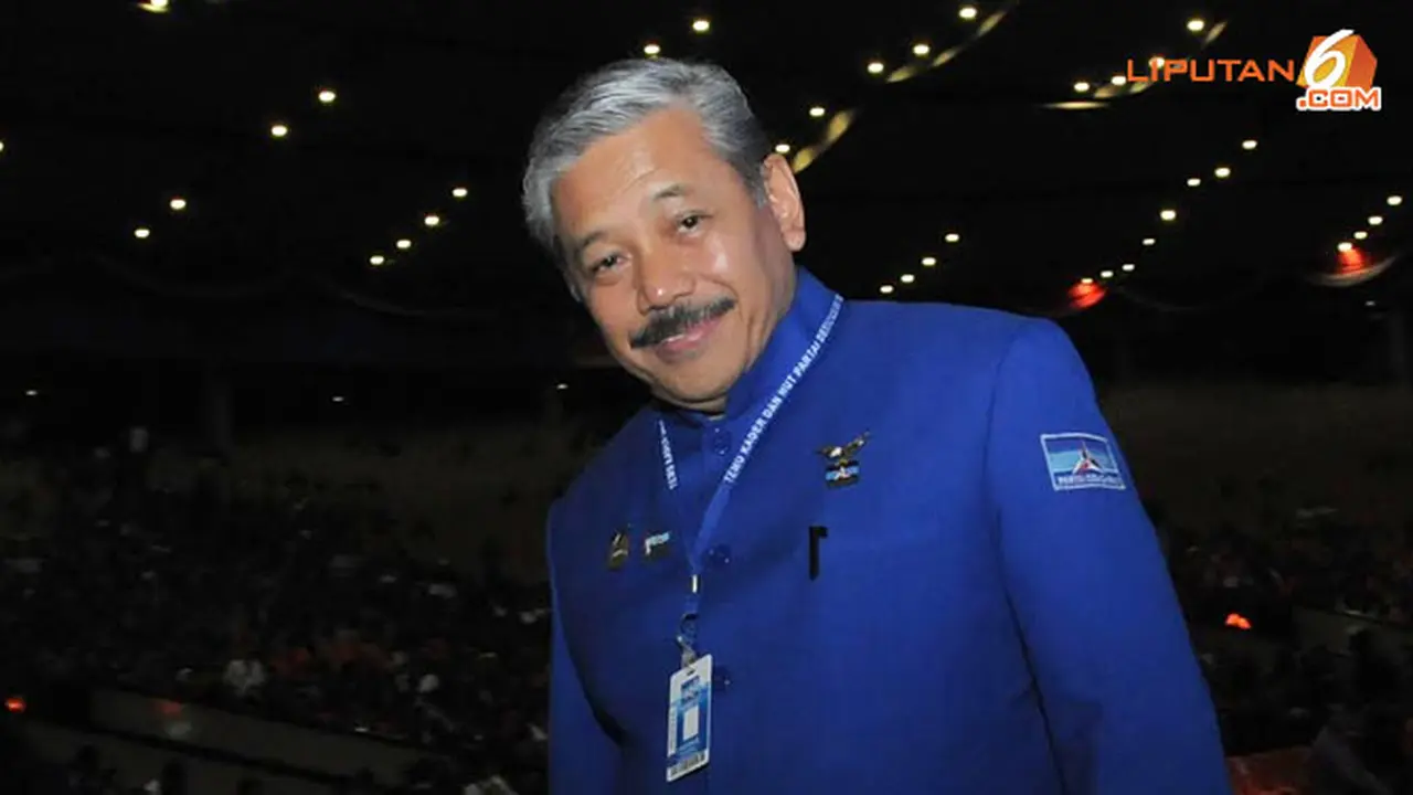 hayono-isman-131121d.jpg