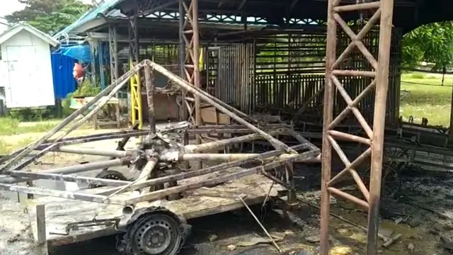 Pedagang di Kendari mengalami kerugian ratusan juta usai bentrok yang melibatkan sejumlah kelompok massa, Kamis (16/12/2021).(Liputan6.com/Ahmad Akbar Fua)