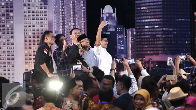 20170114-Selfie-Usai-Debat-FF1