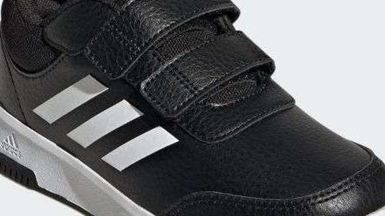 8. Tensaur Sport 2.0, Sepatu Adidas dengan Bahan yang Berkualitas<br>