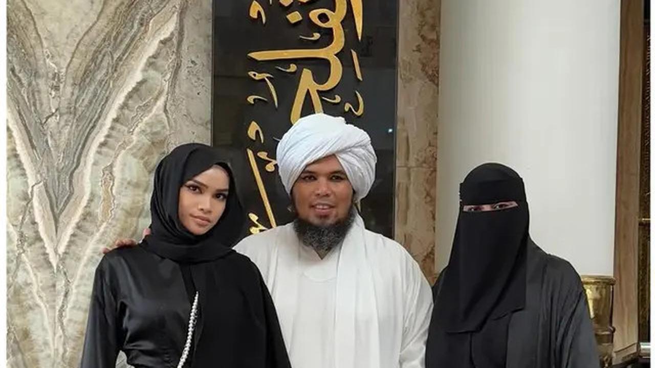 6 Potret Terbaru Alyssa Spischak, Putri Sambung Ustaz Derry Sulaiman yang Memesona