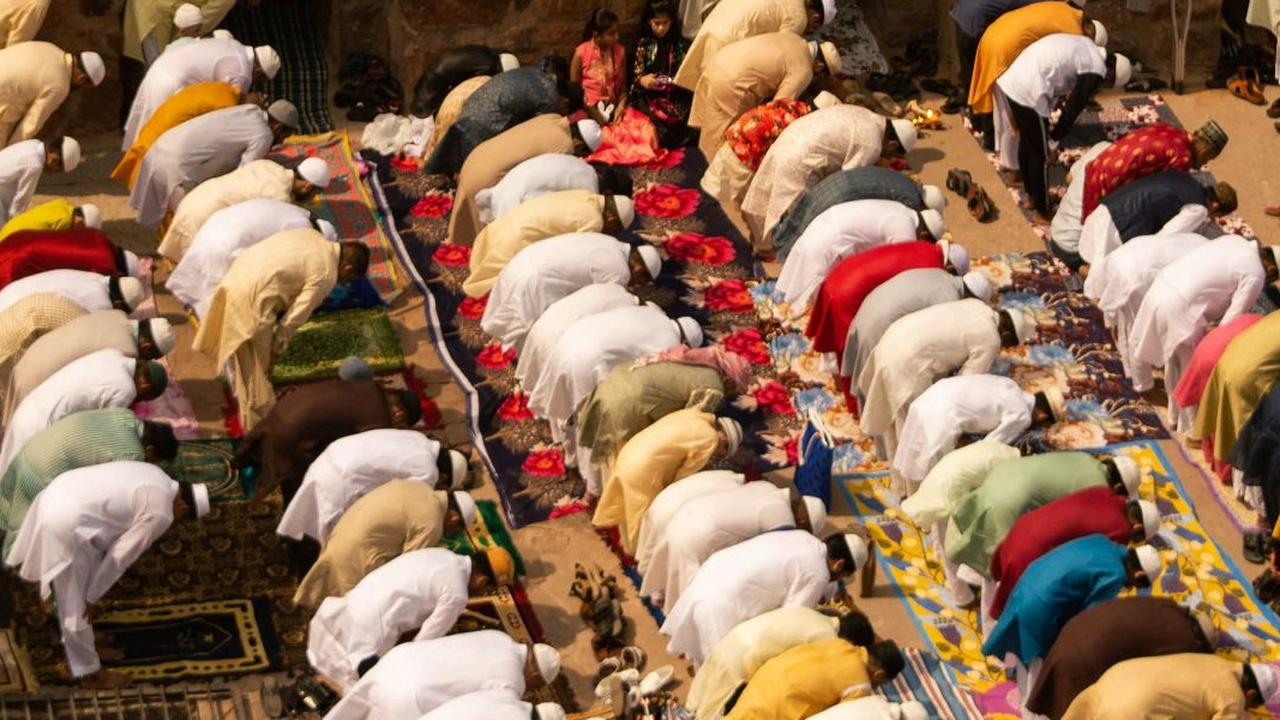 Niat Sholat Idul Fitri untuk Imam dan Makmum, Lengkap dengan Tata Cara Sholatnya