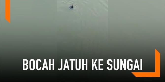 VIDEO: Bocah Jatuh Ke Sungai, Diduga Dibuang Sang Ayah