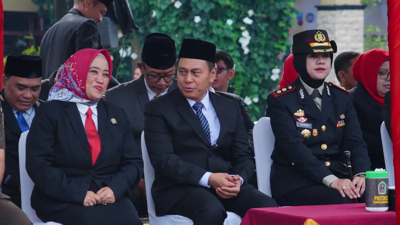 Wakil Bupati Gunungkidul, Joko Parwoto, duduk berdampingan dengan jajaran Forkopimda
