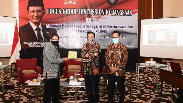 Fadel Muhammad membuka FGD yang bertema 'Pedoman Haluan Negara Sebagai Arah Perencanaan dan Pembangunan Nasional'