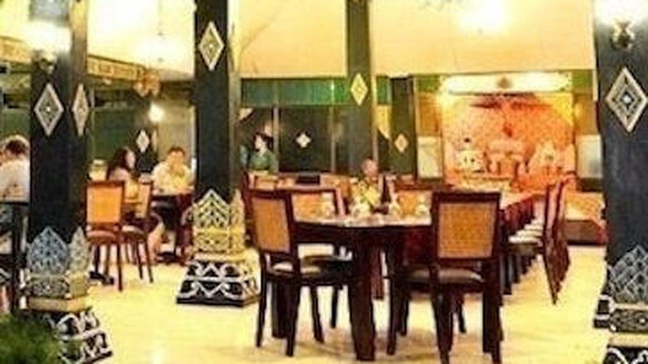 <b>Bale Raos Kraton Restaurant</b>