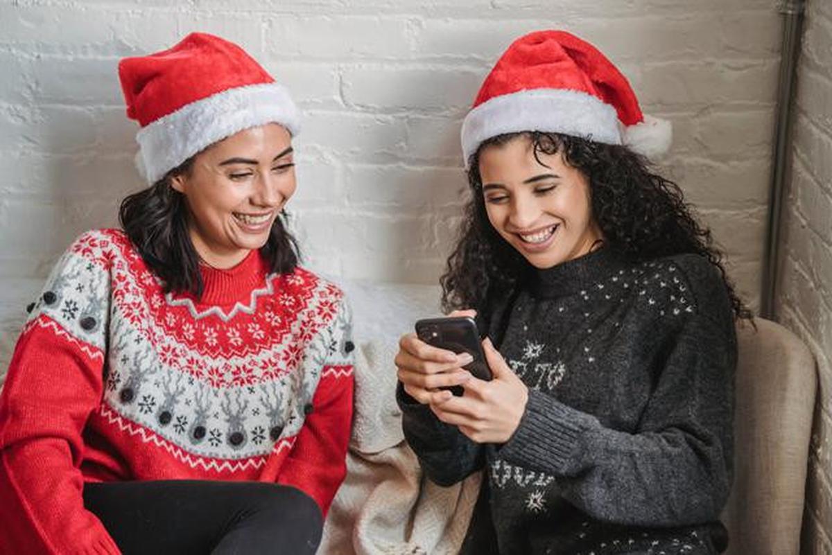 Mengapa Merah dan Hijau Jadi Warna Natal? Ternyata Punya Makna Religius yang Mendalam