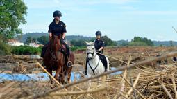 Sebelumnya, wilayah Valencia, Spanyol dilanda banjir besar pada 29-30 Oktober 2024 akibat luapan sungai-sungai. (JOSE JORDAN/AFP)