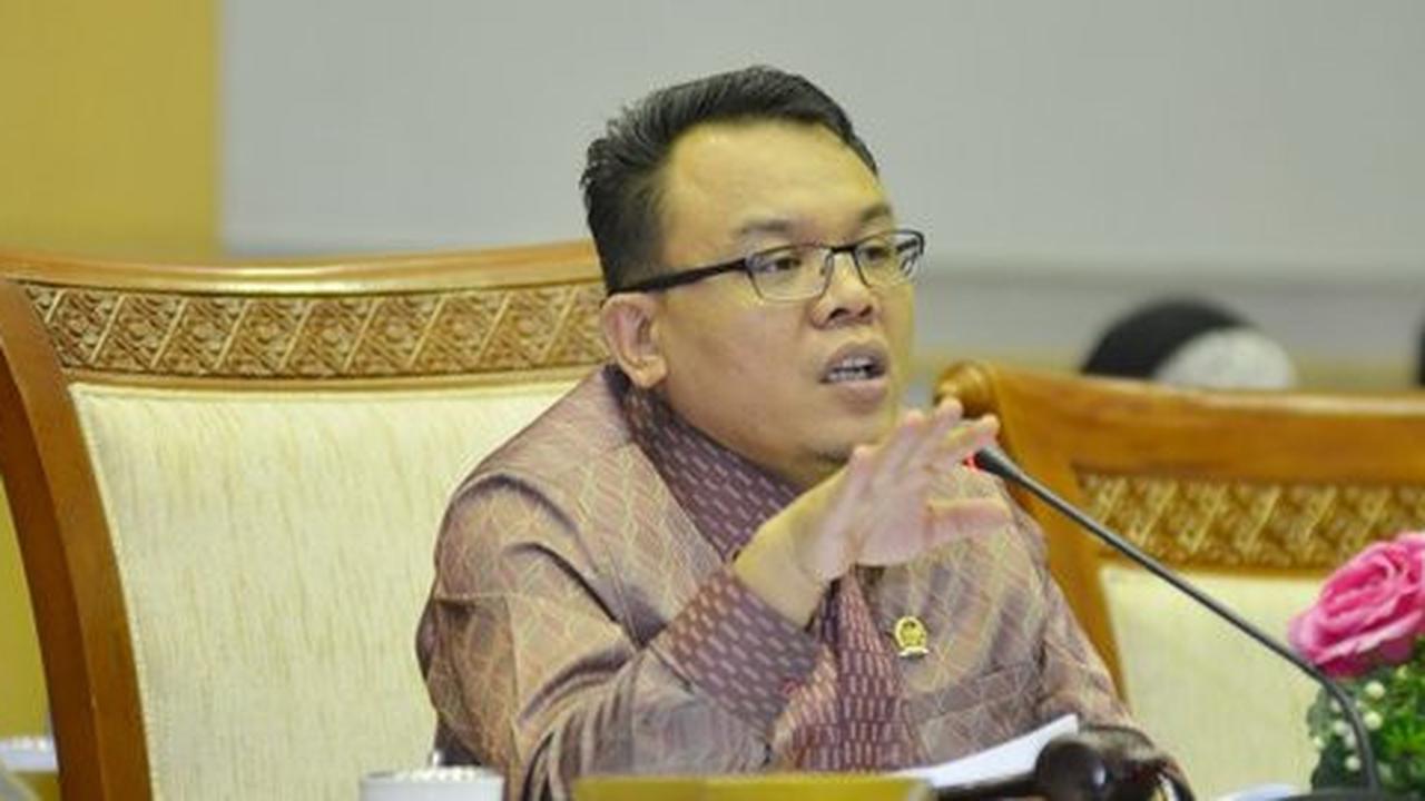 Di Banyuwangi ada 'Tuhan', di Palembang ada pria bernama Syaitan