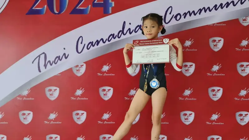 Jovina Jtwins Harumkan Nama Indonesia di Kejuaraan Gymnastics di Thailand, Sabet 2 Medali Emas