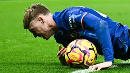 Cole Palmer berhasil mencetak dua gol dari tendangan penalti pada menit ke-61 dan 84. (AFP/Ben Stansall)
