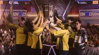 RRQ Hoshi Takluk dari Onic PH, Filipina Bawa Pulang Trofi ESL Mobile Masters 2025! (Doc: MPL Indonesia | YouTube)