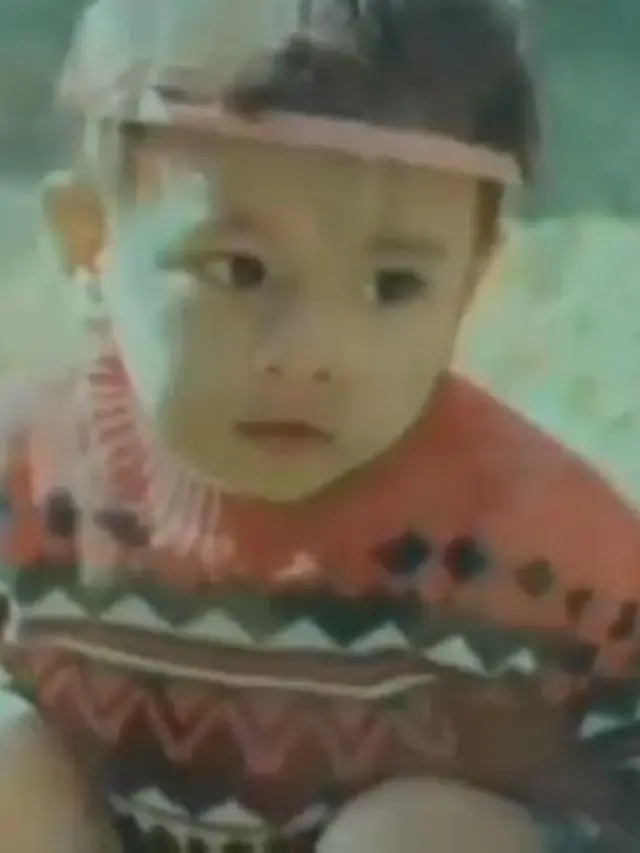 6 Potret Masa Kecil Raffi Ahmad, Bikin Pangling