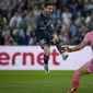 Pemain Paris Saint-Germain atau PSG Lionel Messi gagal mencetak gol dalam pertandingan Ligue 1 Prancis melawan Troyes di Stadion Parc des Princes, Senin (9/5/2022) dini hari WIB. (AP Photo/Christophe Ena)