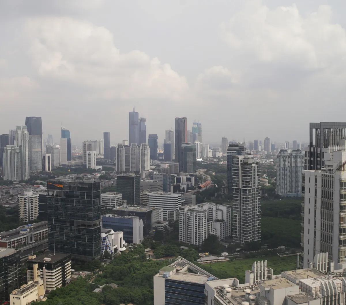 Sri mengatakan dilihat dari ranking tersebut, artinya masih diperlukan upaya yang lebih besar lagi dalam meningkatkan peringkat Jakarta dalam Global City Index.