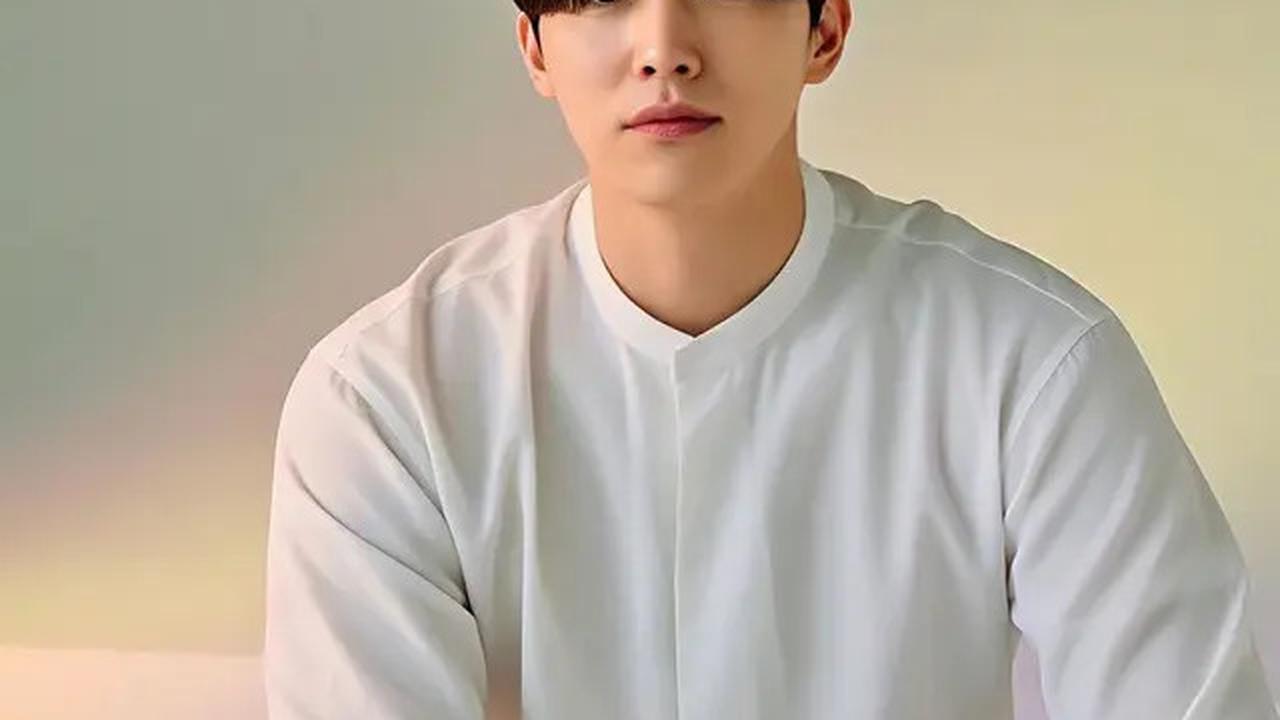 7 Model Rambut Pria Korea yang Cocok untuk Orang Indonesia, Tampil Keren dan Stylish