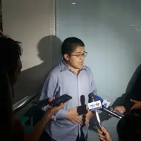 Seperti diberitakan sebelumnya, Celine Evangelista dan Bacil dikabarkan melakukan pernikahan sesama jenis di Kapel Las Vegas, 11 Juni 2015. Bahkan, kabar itu dibenarkan oleh mamanya Celine, Nurul. (Edy Suherli/bintang.com)