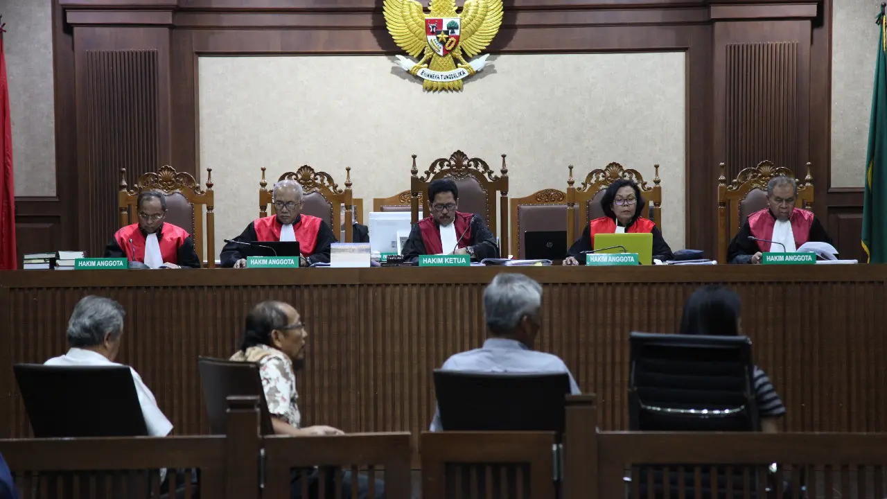 sidang Emirsyah