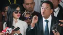 Artis Syahrini menjalani pemeriksaan di Gedung Bareskrim Mabes Polri, Jakarta, Senin (2/3/2015). Syahrini diperiksa terkait kasus Ketua KPK nonaktif Abraham Samad dan Feriyani Lim. (Liputan6.com/Yoppy Renato)