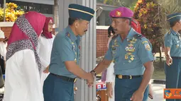 Citizen6, Surabaya: Hadir dalam acara hala bihalal tersebut Wadan Kobangdikal Brigjen TNI Marinir P. Verry Kunto, Inspektur Kobangdikal, Para Direktur, Komandan Kodik dan pejabat Kobangdikal lainnya. (Pengirim: Penkobangdikal).