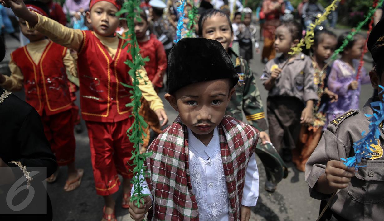Murid dari Sekolah Alternatif untuk Anak Jalanan Peringati ...