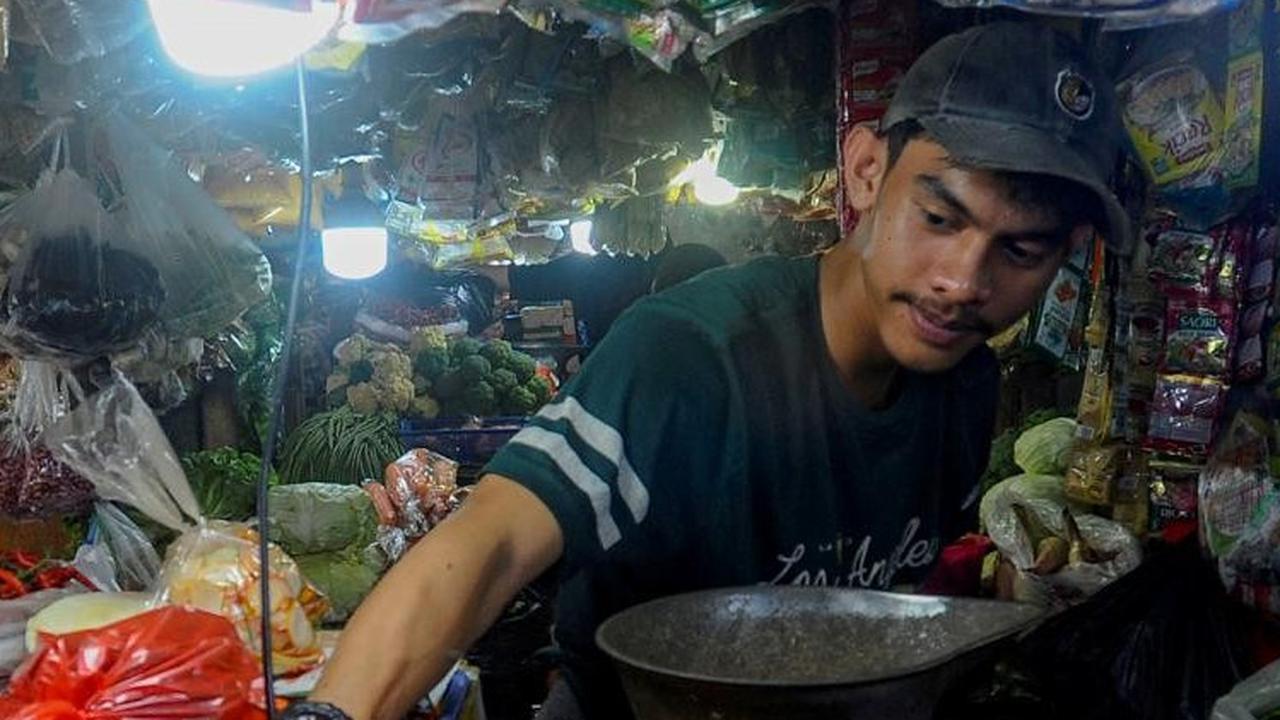 Sektor Perdagangan Jadi Tumpuan Warga Bertahan Hidup di Jakarta, Begini Penjelasannya