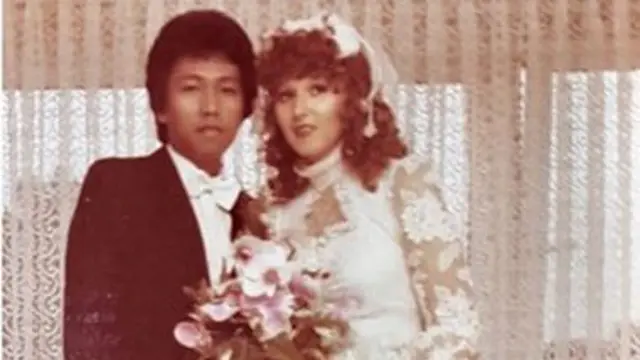 [Bintang] Foto Pernikahan Ibunda Nadine Chandrawinata