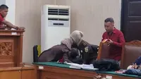 Majelis Hakim Izinkan Nikita Mirzani Berobat di Luar Rutan, Sidang Dilanjutkan Pekan Depan