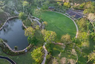 Jelajahi Tevana Garden, Taman Ikonik di AYANA Bali. (foto: AYANA Bali.dok)