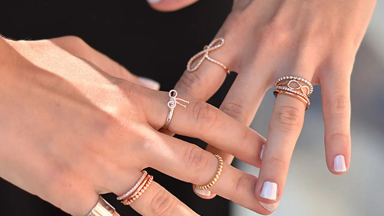 Rings stacking