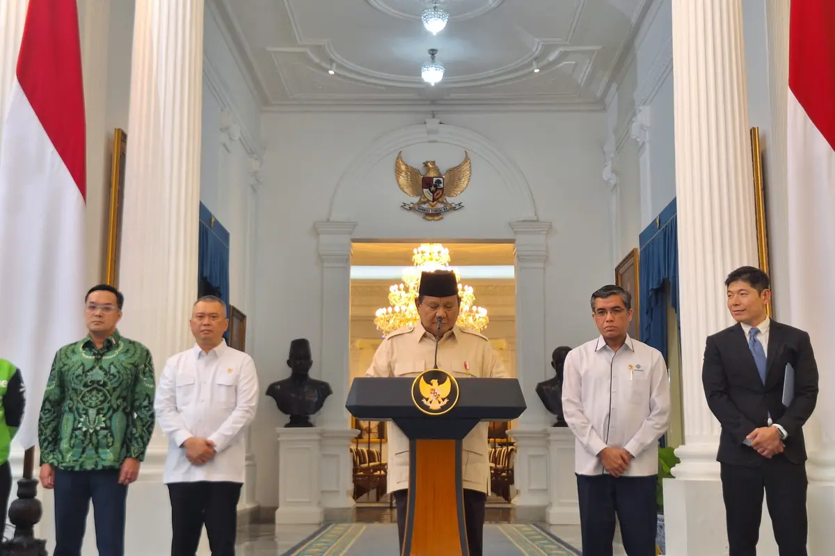 Presiden Prabowo Subianto dalam konferensi pers di Istana Merdeka Jakarta, Senin (10/3/2025).