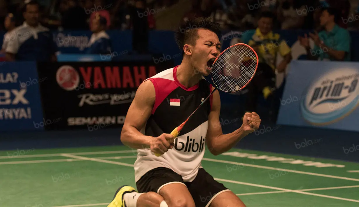 Namun langkah Ihsan Maulana Mustofa pada babak semifinal terbilang berat karena harus berhadapan dengan mantan pebulutangkis nomor satu dunia, Lee Chong Wei. (Bola.com/Vitalis Yogi Trisna)
