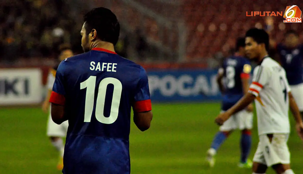 Pemain Malaysia, Saffe Sali dalam dalam Laga Piala AFF Suzuki 2012 grup B di Stadion Bukit Jalil, Kuala Lumpur Malaysia, rabu 28 November 2012. pertandingan dimenangkan Malaysia dengan skor 4-1.