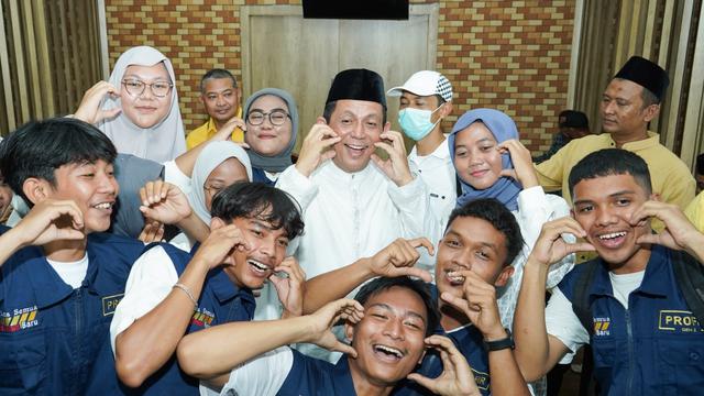 Calon Gubernur (cagub) Kepulauan Riau (Kepri) nomor urut 1, Ansar Ahmad.