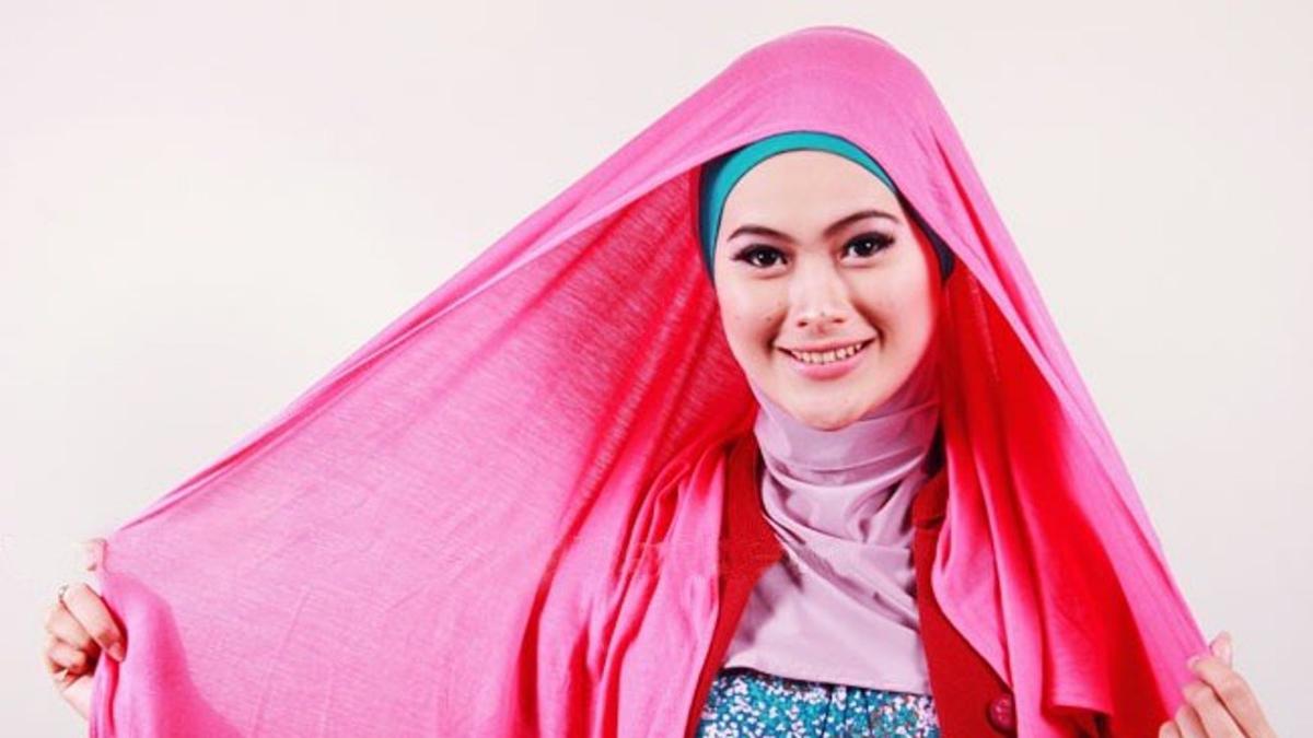model terbaik kamera tersembunyi bentuk peniti jilbab