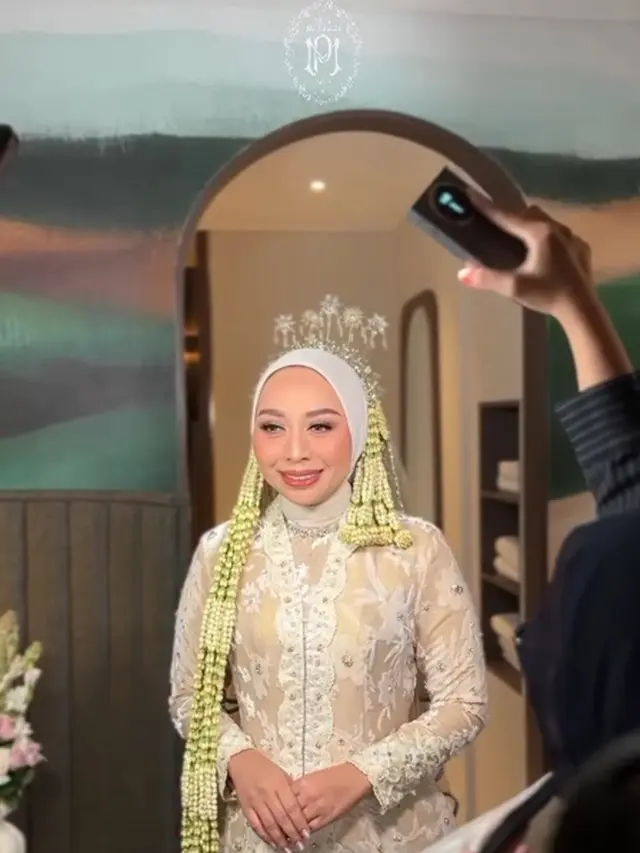 Detail Kebaya Pernikahan Putri Karlina Menantu Dedi Mulyadi