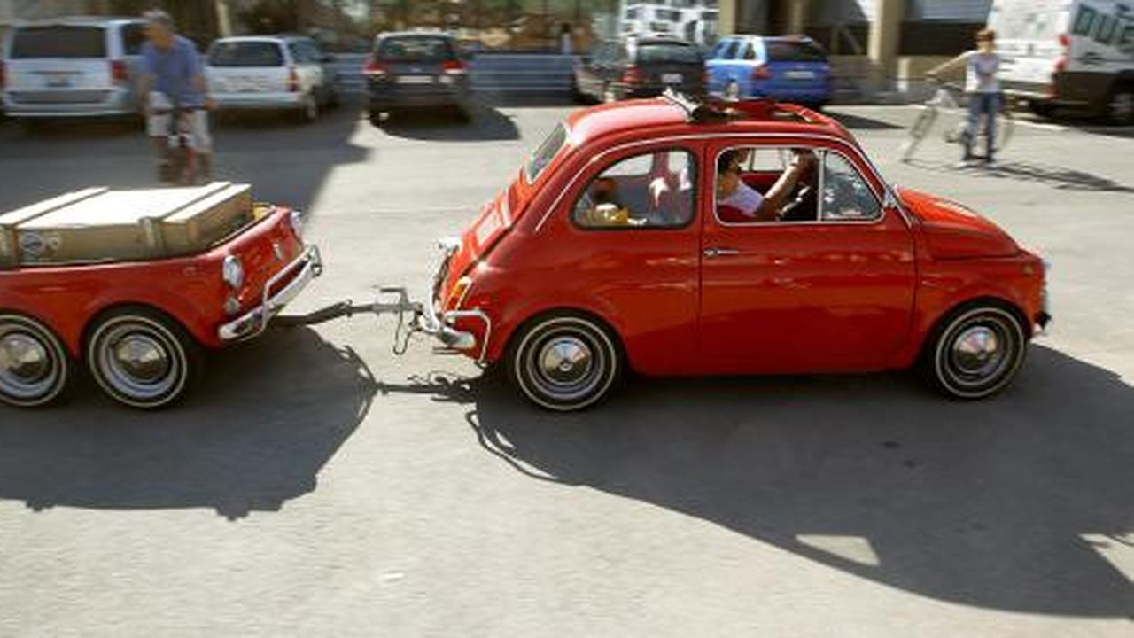 Kontes modifikasi mobil mungil di Swiss