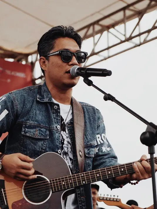 (Instagram/rizalarmada)