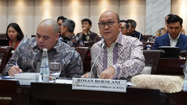 Danantara Indonesia menyampaikan Rencana Kerja dan Anggaran Perusahaan (RKAP) Tahun 2026 dalam Rapat Kerja bersama Pimpinan dan Anggota Komisi XI DPR RI. (Foto: Danantara)