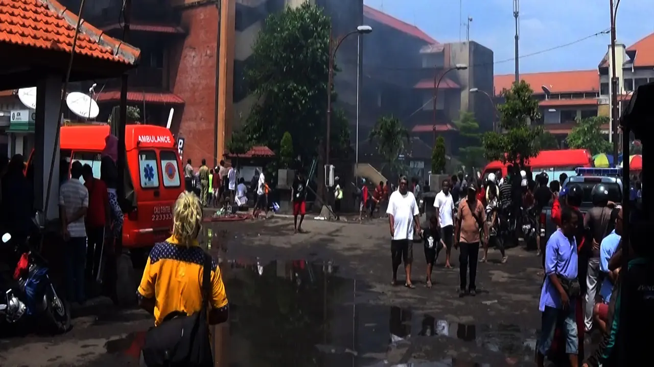 Pasar Badung terbakar