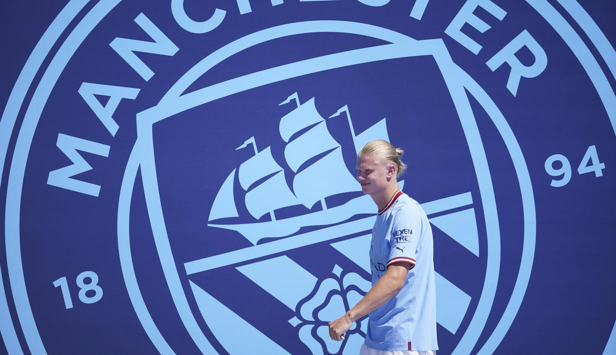 Salah satu pemain baru yang paling dinantikan adalah Erling Haaland. (AP/Dave Thompson)