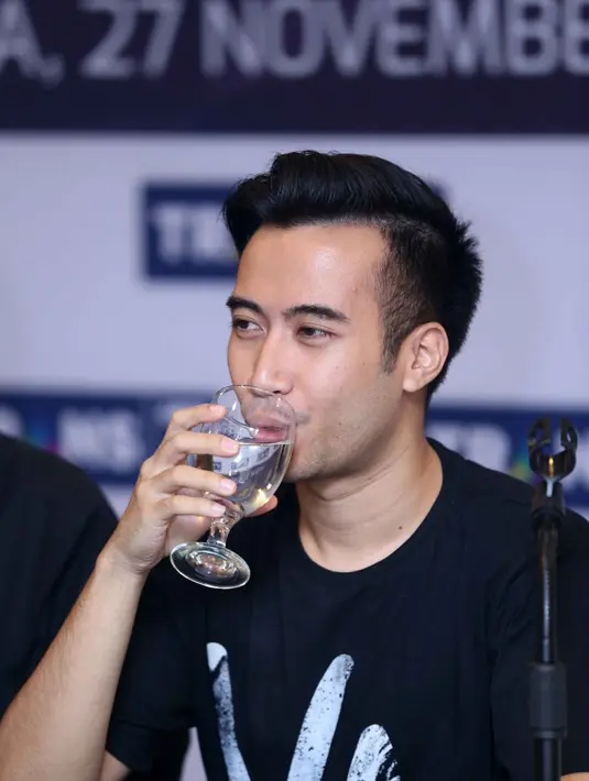 Vidi sendiri akan membawakan salah satu lagu legendaris di blantika musik Indonesia berjudul Sakura. Lagu ini dipopulerkan oleh paman Sherina, Fariz RM. (Nurwahyunan/Bintang.com)