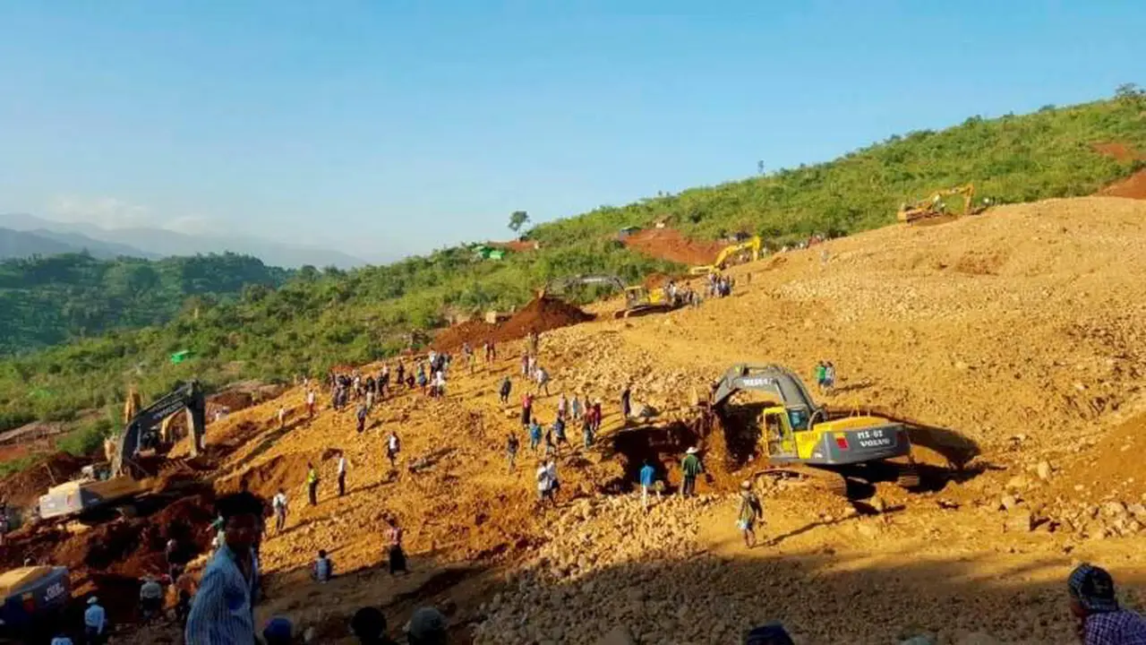 Tanah Longsor di Myanmar, 70 Tewas, 100 Dilaporkan Hilang
