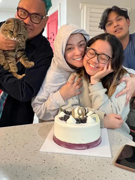 [Instagram/astridkuya]