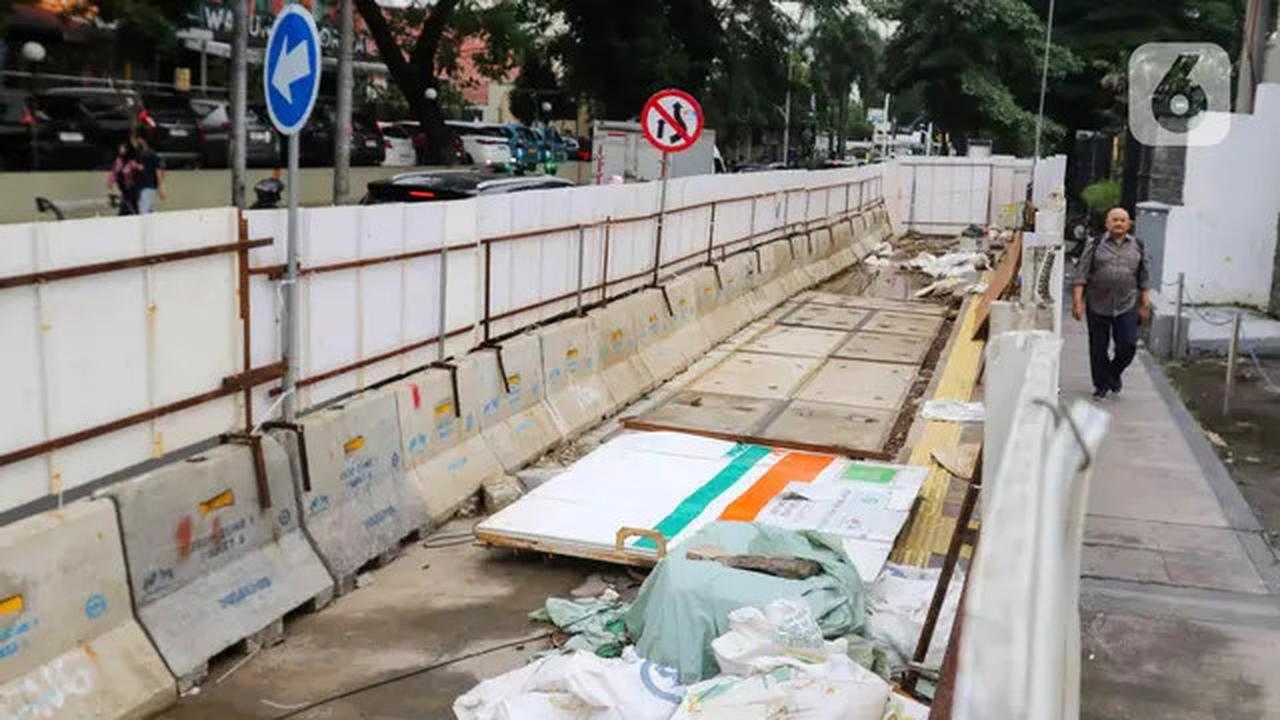 Tak Kunjung Kelar, Seperti Ini Suasana Sekitar Proyek Galian di Kawasan Cikini