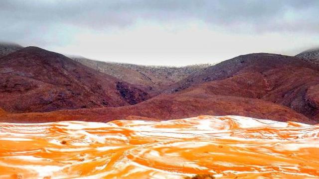 Fenomena Langka, Salju Menutupi Gurun Pasir Sahara