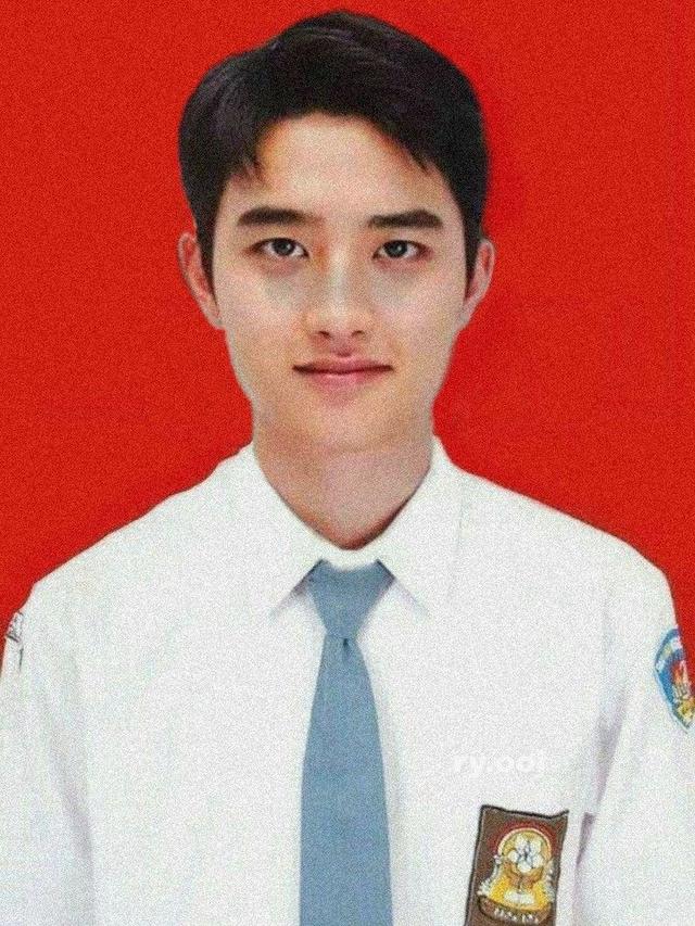 6 Editan Foto D.O EXO Kyungsoo Jika Tinggal di Indonesia Ini Kocak