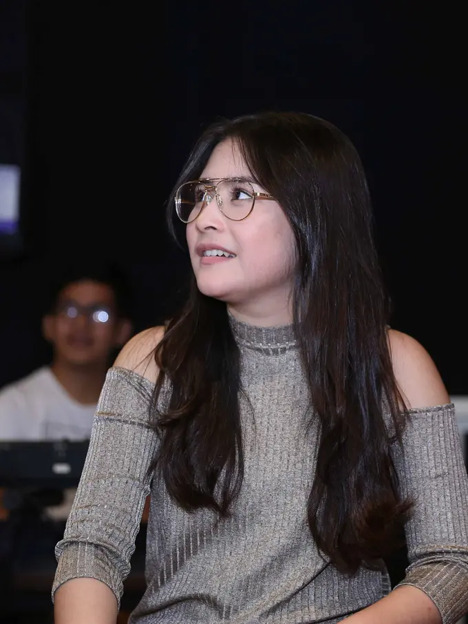 [Bintang] Prilly Latuconsina