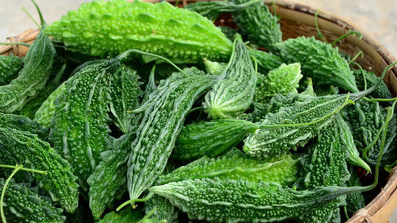 Yuk, obati diabetes dengan rutin makan pare