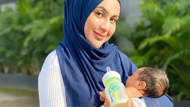6 Potret Terbaru Anggita Sari, Berhijab Setelah Melahirkan